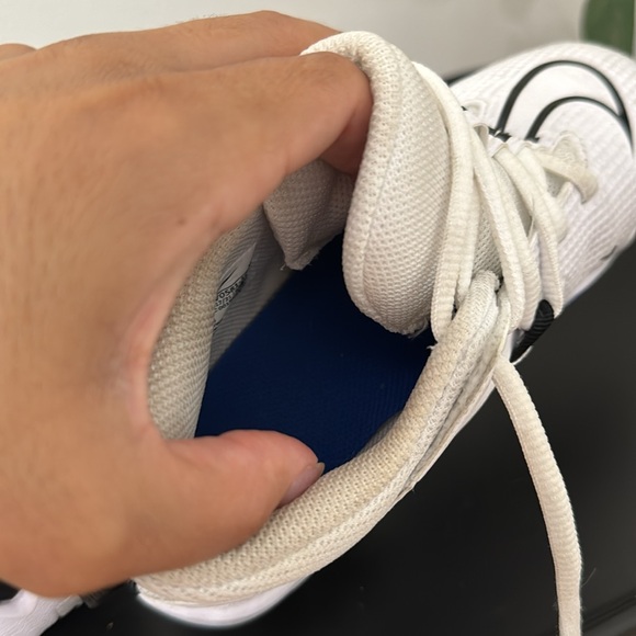 Nike Alpha Football Cleats - Picture 3 of 5